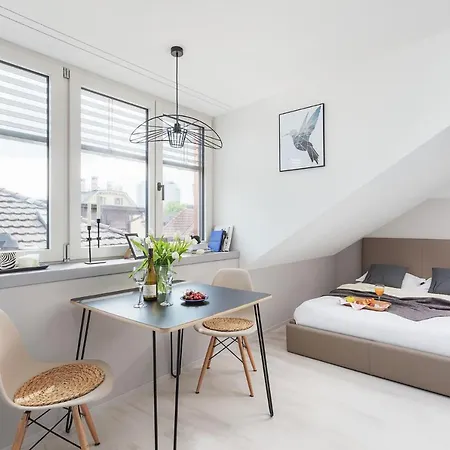 Stay2night Zweierstrasse 24 Zurigo