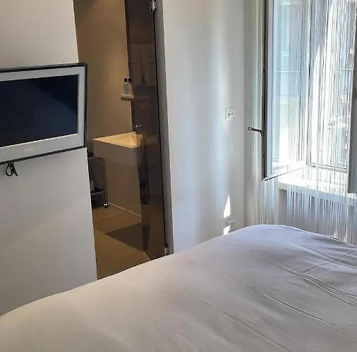 Stay2night Zweierstrasse 24 *