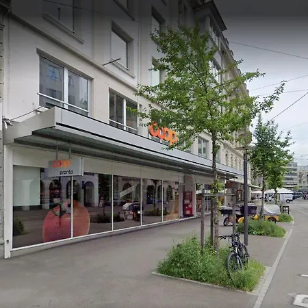 Stay2night Zweierstrasse 24 *